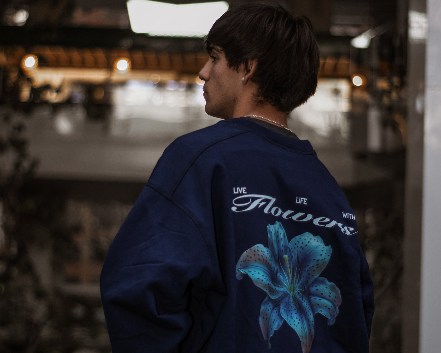 POLERON 80'S (FLOWERS) AZUL SIN GORRO