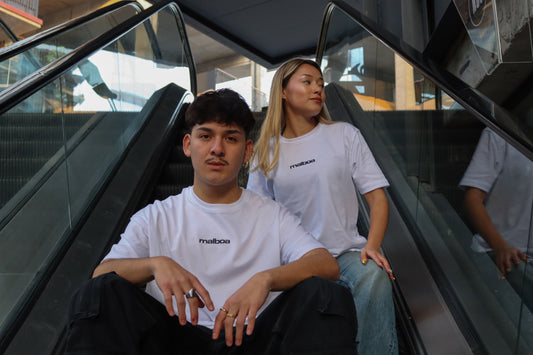 POLERA OVERSIZE "FLOWERS" BLANCA HOMBRE